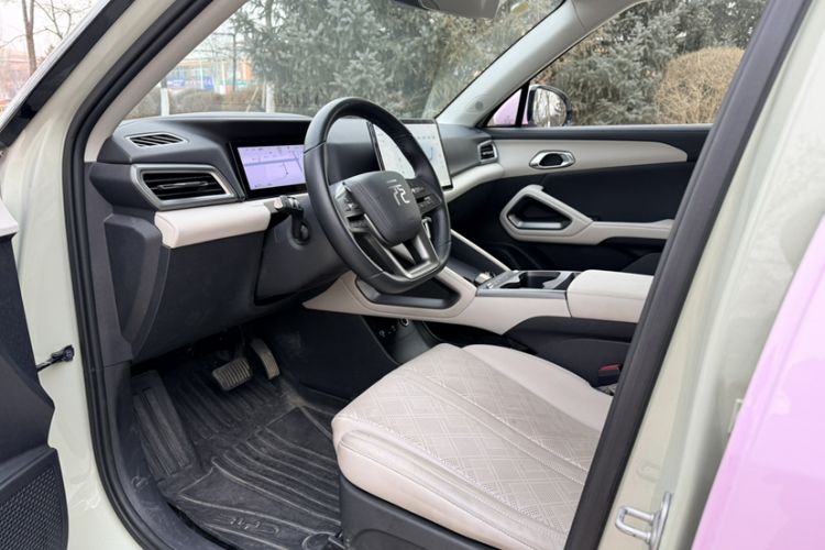 Used BYD Yuan UP 2025 Intelligent Driving Version 401 km Leading Edition