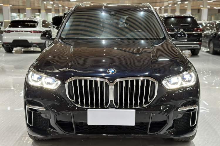 Used BMW X5 2022 Restyled xDrive 30Li Luxury Version M Sport Package
