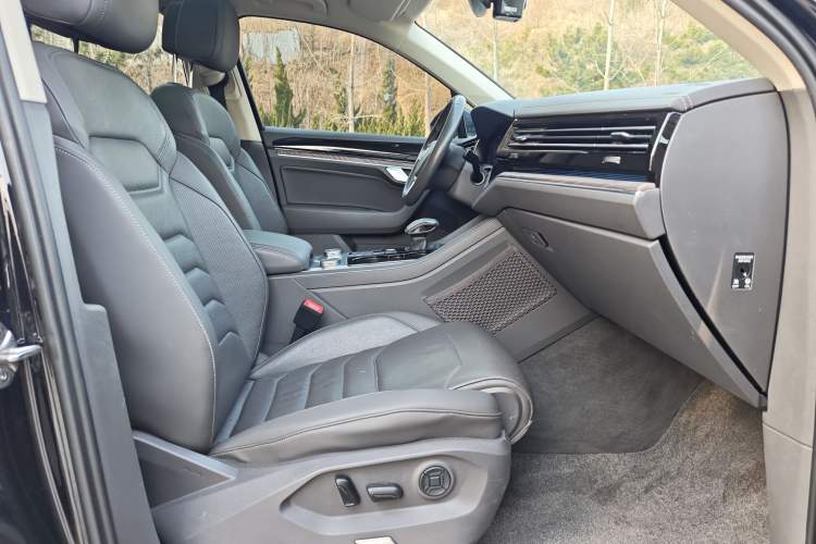 Used Volkswagen Touareg 2020 3.0 TSI Luxury Edition China VI
