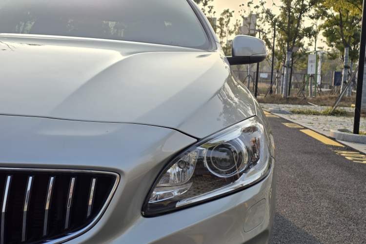 Used Volvo S60 2018 S60L T3 Smart Progress Edition
