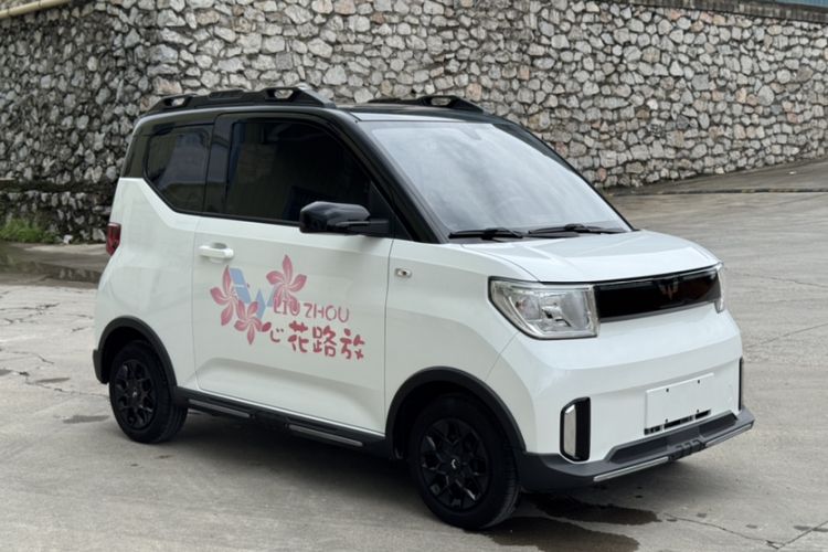 Used Wuling Hongguang MINIEV 2022 GAMEBOY 200km Play Edition with Lithium Iron Phosphate