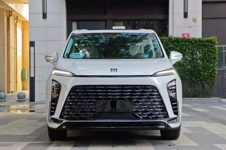 Used Buick GL8 New Energy 2024 Lu Zun Deluxe Edition 7-Seater Exterior 1