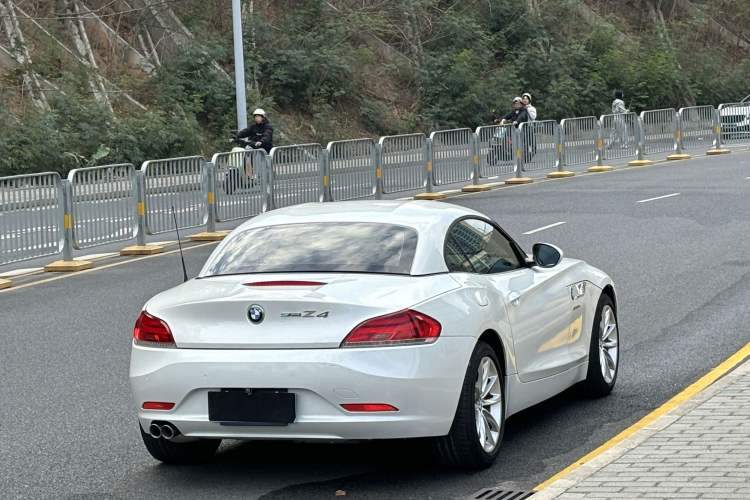 Used BMW Z4 2013 sDrive20i Leading Model