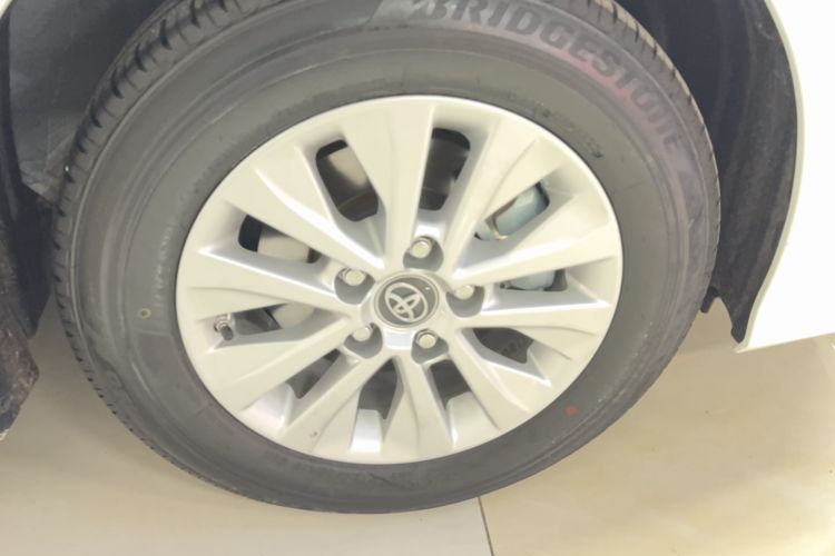 Used Toyota Corolla 2022 Dual-Motor 1.8L E-CVT Pioneer Edition
