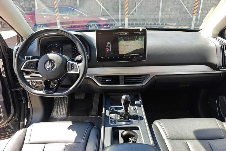 Used BYD Tang 2018 2.0T Automatic SmartConnect Luxury 7-Seater China V Emission Standard Interior 2