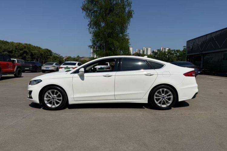 Used Ford Mondeo 2018 EcoBoost 180 Smart Control Fashion Model China VI Standard