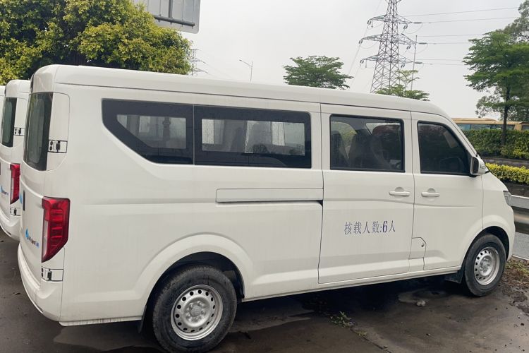 Used CHANGAN KUAYUE Xing V7 EV 2024 316 km Luxury Dual-Door Version 6 Seats Exterior 2