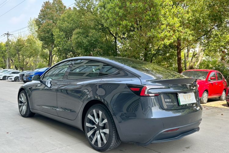 Used Tesla Model 3 2023 Rear-Wheel-Drive Version Exterior 4