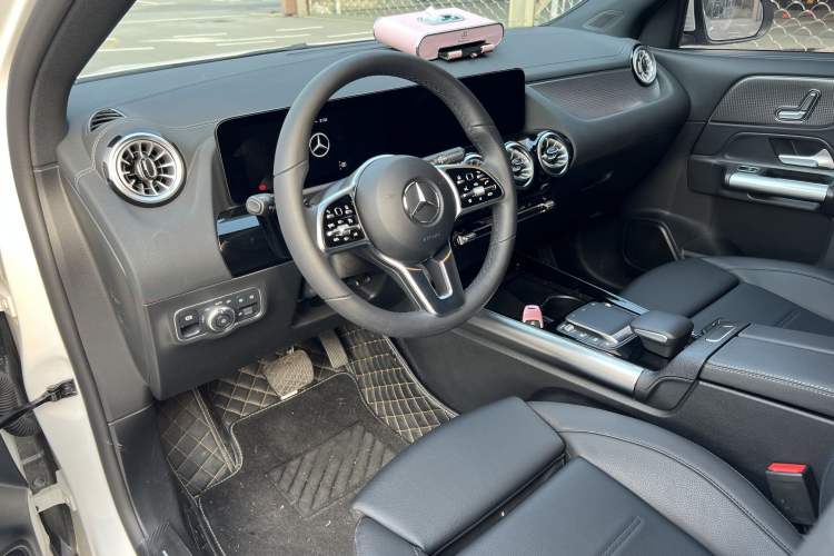 Used Mercedes-Benz GLA 2023 GLA 220
