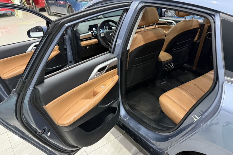 Used XPeng P5 2022 550E Interior 7