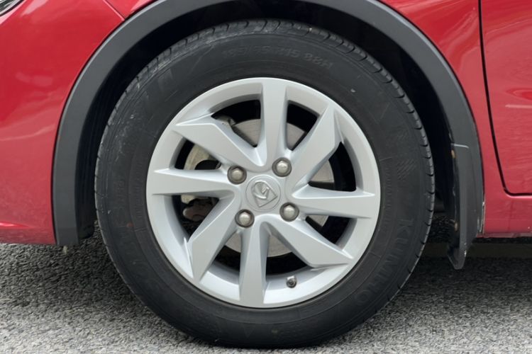 Used Baojun 310W 2017 1.5L Manual Fashion Model China V