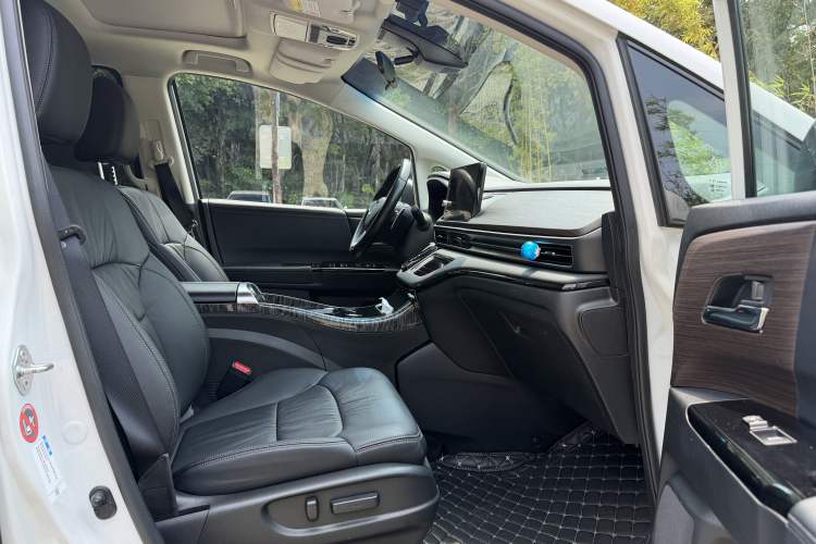 Used Honda Odyssey 2022 2.0L eHEV Sharp·Luxury Edition Interior 5