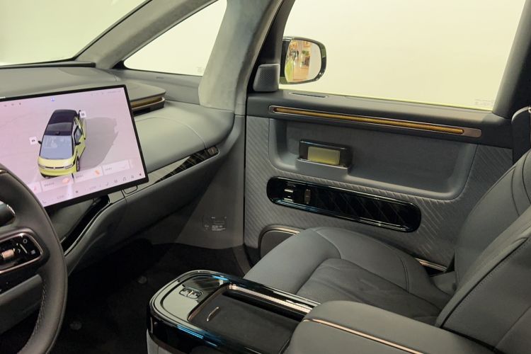 Used Zeekr MIX 2025 Long-Range Intelligent Driving Edition
