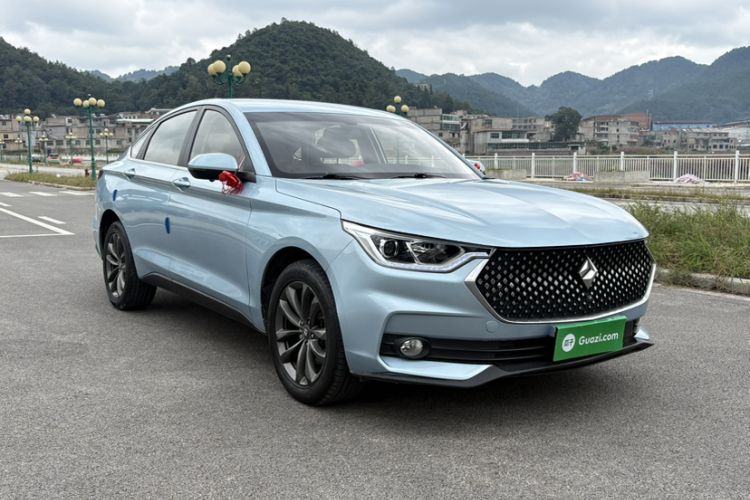 Used Baojun RC-6 2019 1.5T CVT 24-Hour Online Luxury Edition