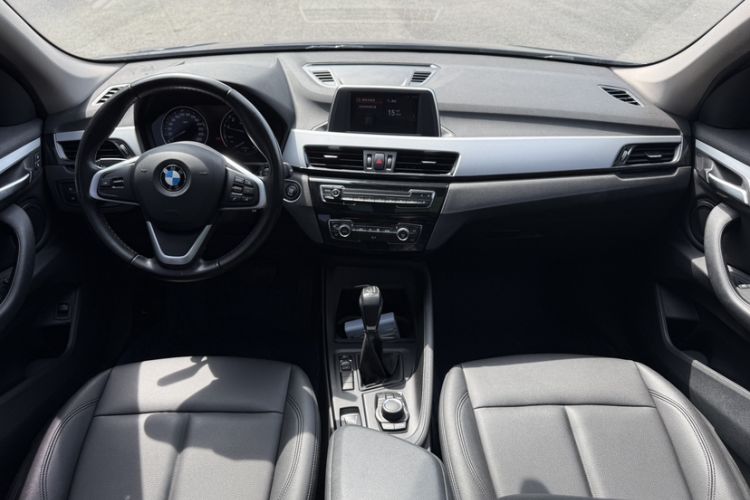 Used BMW X1 2019 sDrive18Li Fashion Model Interior 9