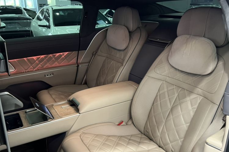 Used Nio ET9 2025 100 kWh
