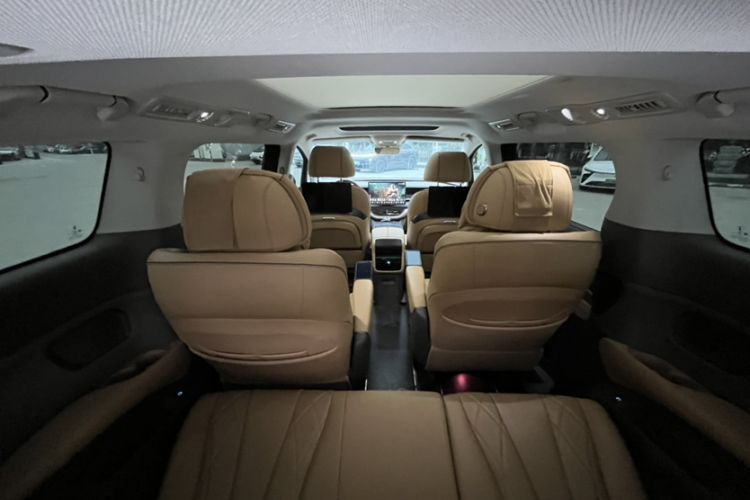 Used Denza D9 2022 DM-i 970 Four-Wheel Drive Prestige Model