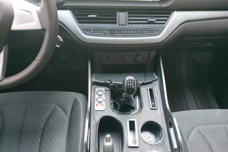 Used BAW Ruisheng Ace M7 2023 1.6L Standard Wheelbase Wealth Creation Version 7 Seats