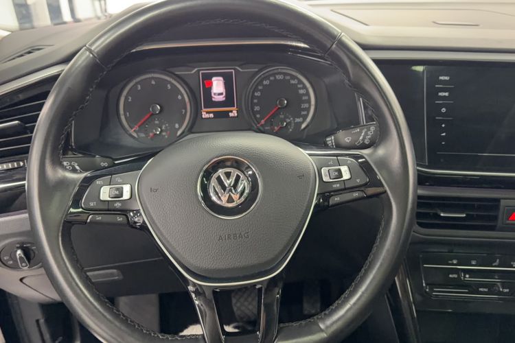Used Volkswagen Tayron 2020 330TSI Two-Wheel Drive Luxury Smart Connectivity Version Steering Wheel