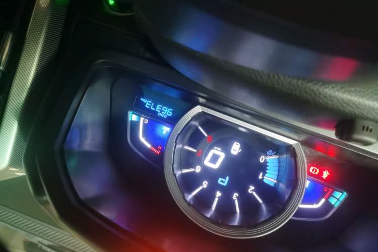 Used Luxgen U6 SUV 2015 1.8T ZhiZun Model