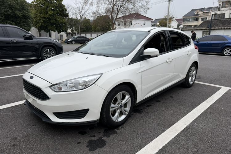 Used Ford Focus 2018 Hatchback Classic 1.6L Automatic Comfort Plus SmartDrive Edition