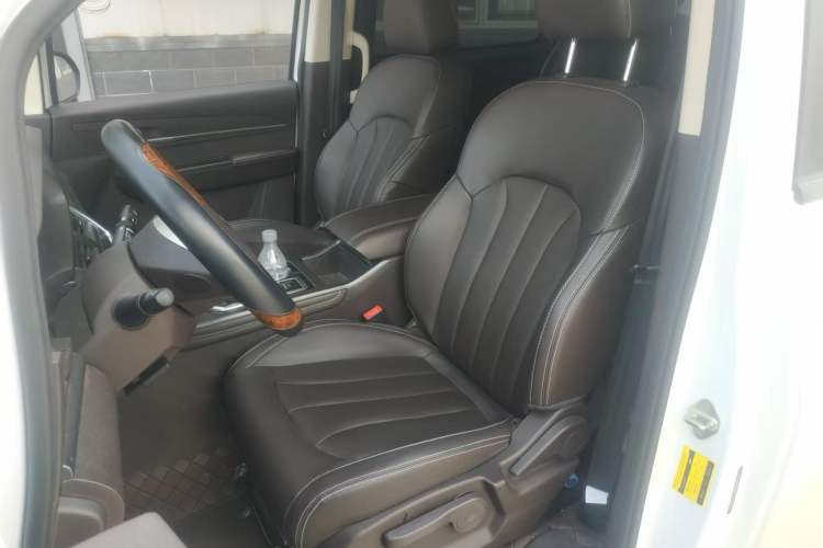 Used BAW Ruisheng Ace M7 2023 2.0L Automatic Long-wheelbase Business Version 7 Seats Left Front Seat