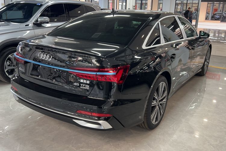 Used Audi A6L 2025 Restyled 45 TFSI quattro Prestige Dynamic Edition Exterior 3