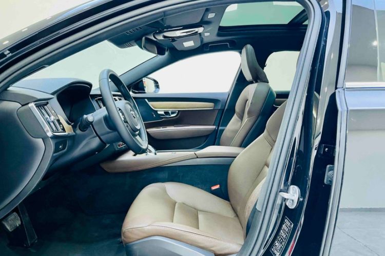 Used Volvo S90 2023 B5 Zhiyi Luxury Edition