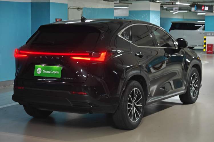 Used Lexus NX 2022 350h Front-Wheel-Drive Innovation Edition
