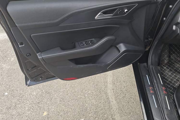 Used Hongqi H5 2022 Classic Model 1.5T DCT Flagship Edition
