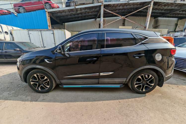 Used Soueast DX7 2015 1.5T Manual Luxury Model