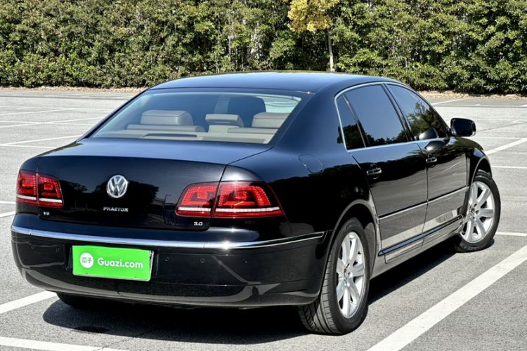 Used Volkswagen Phaeton 2015 3.0L Smart Edition

