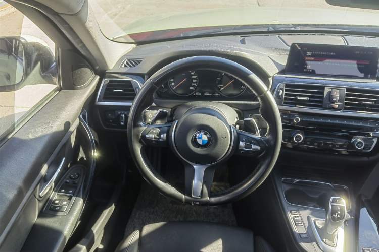 Used BMW 3 Series 2018 320Li Leading Model M Sport Package