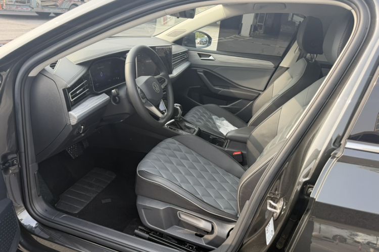 Used Volkswagen Sagitar 2023 300TSI DSG Excellence Edition Interior 2