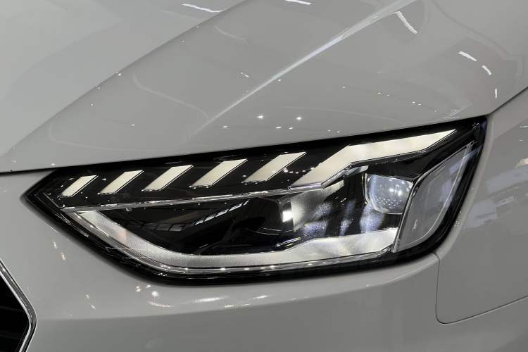 Used Audi A4L 2020 40 TFSI Luxury Dynamic Model
