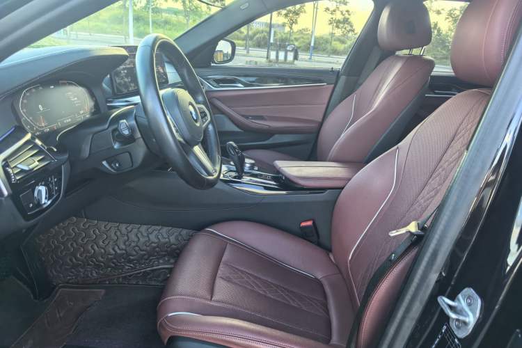 Used BMW 5 Series 2021 525Li M Sport Package