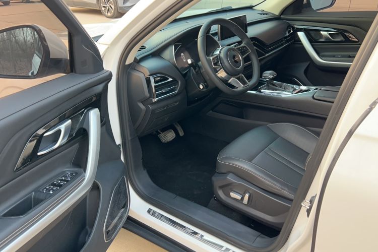 Used Zotye T500 2018 1.5T Automatic Smart Connected Prestige Model
