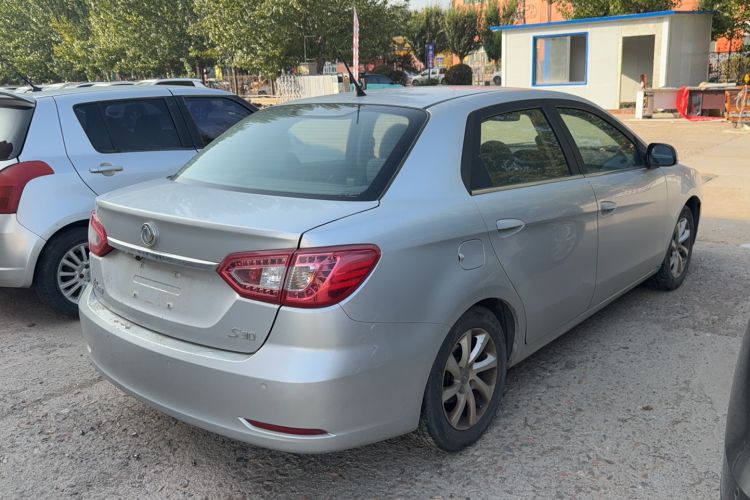 Used Dongfeng Aeolus S30 2013 1.6L Manual Dual-Fuel CNG Model
