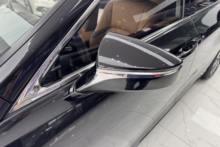 Used Lexus ES 2018 300h Premier Edition China V Standard Exterior 8