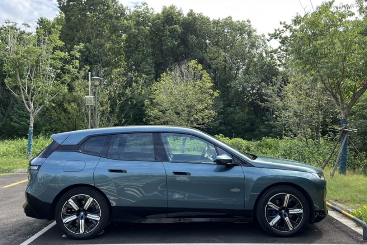 Used BMW iX 2022 xDrive40