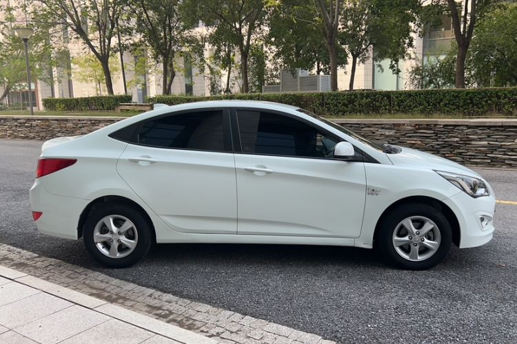 Used Hyundai Verna (older generation) 2016 1.4L Automatic Smart GLS