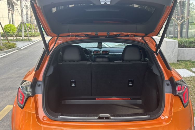 Used Lynk & Co 02 Hatchback 2021 2.0TD Halo Driving Control Kit Edition