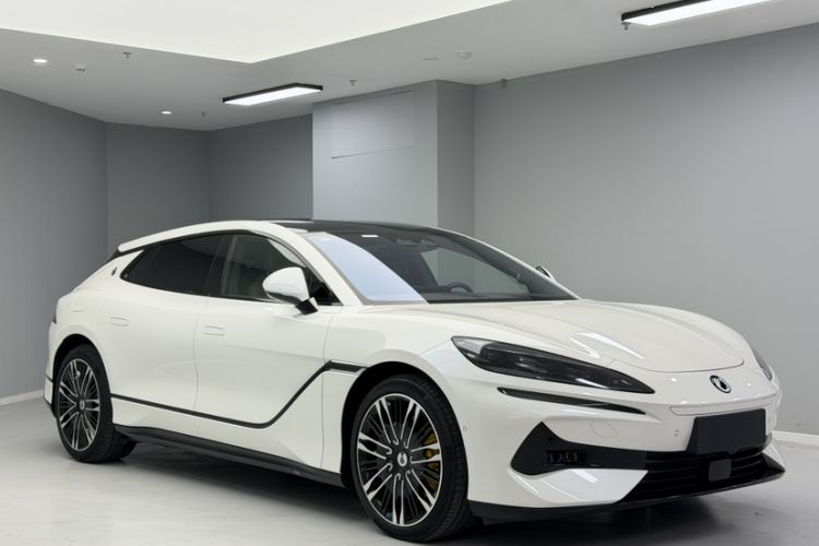 Used Denza Z9GT 2024 1100 Four-Wheel Drive Ultra Version Exterior 2