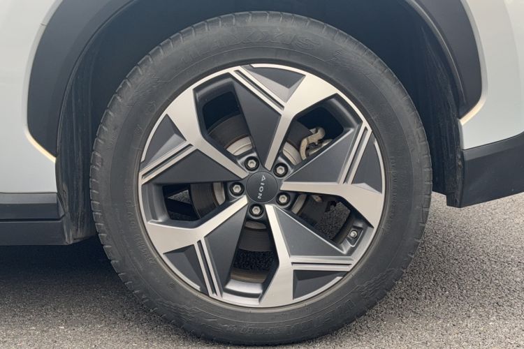 Used AION V 2021 Plus 70 Smart Technology Edition Lithium Iron Phosphate