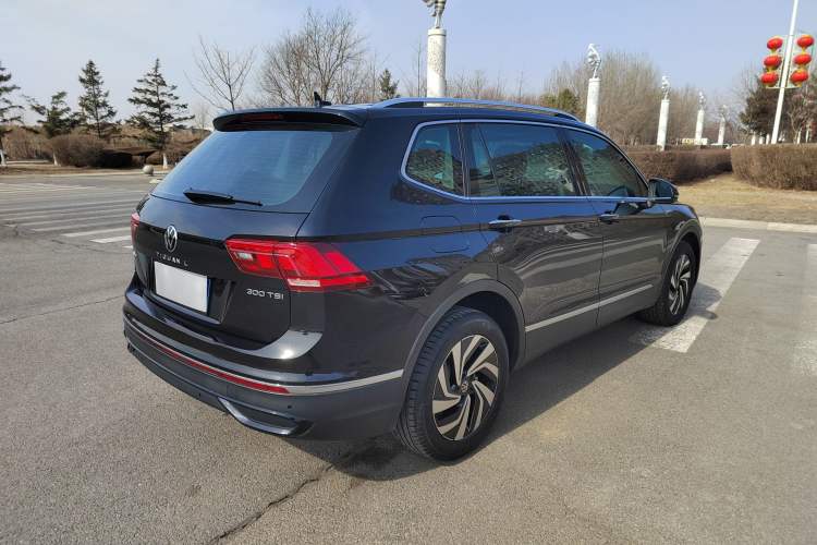 Used Volkswagen Tiguan L 2024 300TSI Automatic Two-Wheel Drive Smart Edition Exterior 5