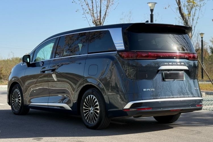 Used Denza D9 2024 DM-i 980 Four-Wheel Drive Flagship Model