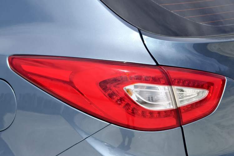 Used Hyundai ix35 2015 2.0L Automatic 2WD Smart Type China IV
