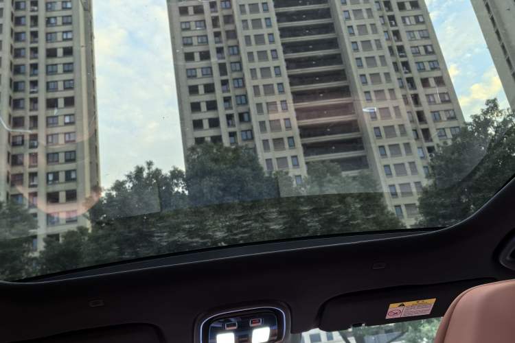 Used Deepal S07 2024 215Max Qiankun Intelligent Driving ADS SE Range-Extended Version