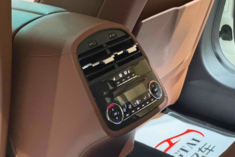 Used Maserati President 2013 3.0T Standard Model
