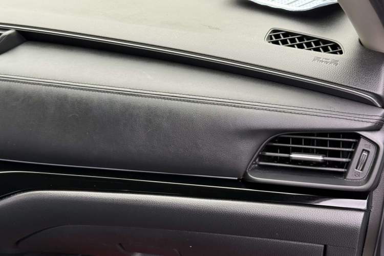 Used Honda Crider 2019 180 Turbo CVT Comfort Edition China V Interior 3